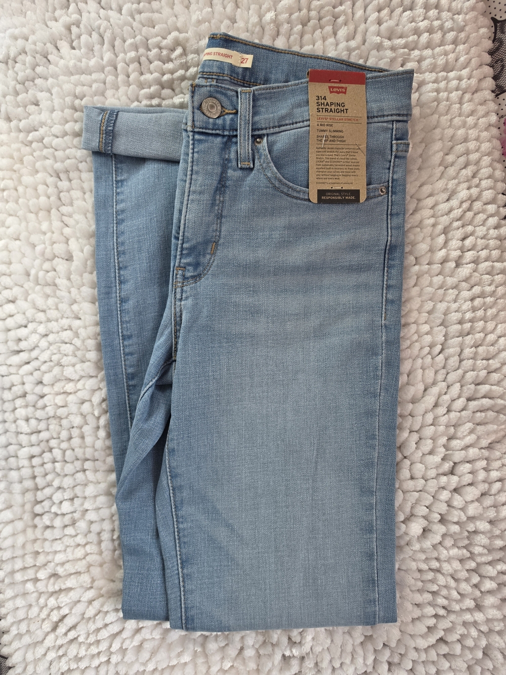 NWT Levi’s 314 Shaping Straight Stellar Stretch Jeans 27